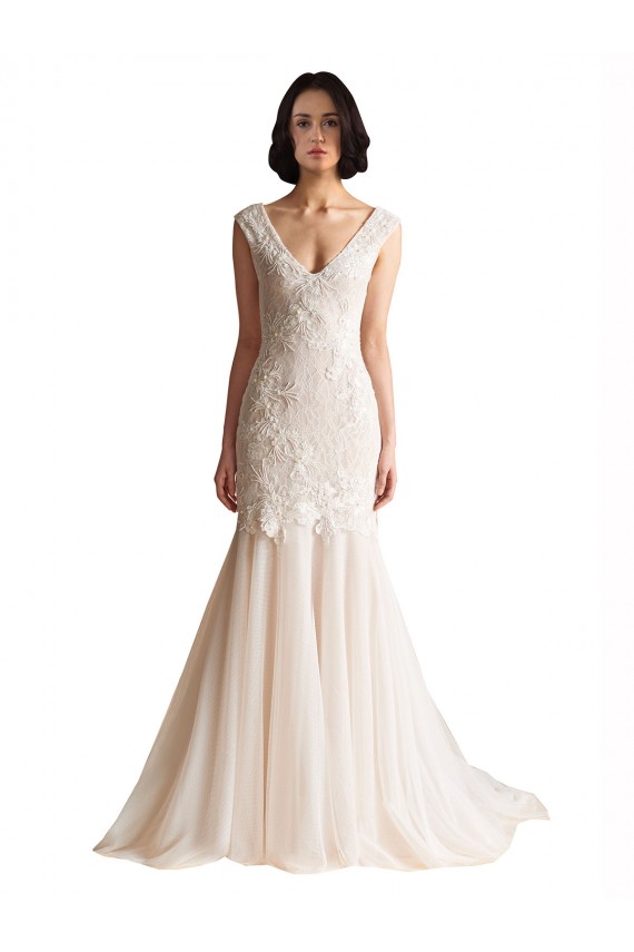 Acquista Avorio & Champagne Stile sirena Scollatura a V Sweep treno Tulle Abiti da sposa