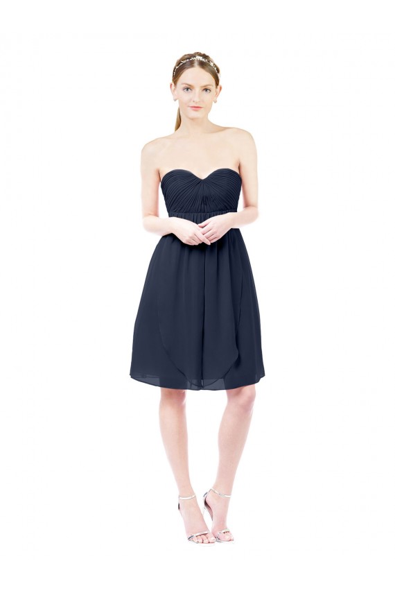 Acquista Blu marino scuro Linea A Innamorato Al ginocchio Chiffona Corto Abiti da damigella donore / Abiti da cocktail