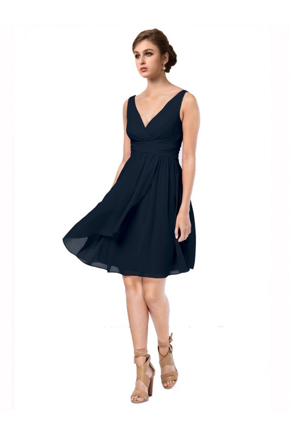 Acquista Blu marino scuro Linea A Scollatura a V Al ginocchio Chiffona Corto Abiti da damigella donore / Abiti da cocktail