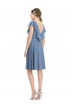 Acquista Blu polveroso Linea A Scollatura a V Al ginocchio cocktail Chiffona Corto Abiti da damigella donore